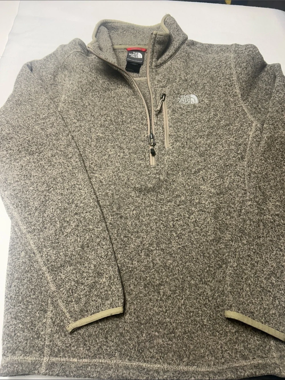 The North Face Men's Heather Taupe Quarter-Zip Performance Pullover Size S
